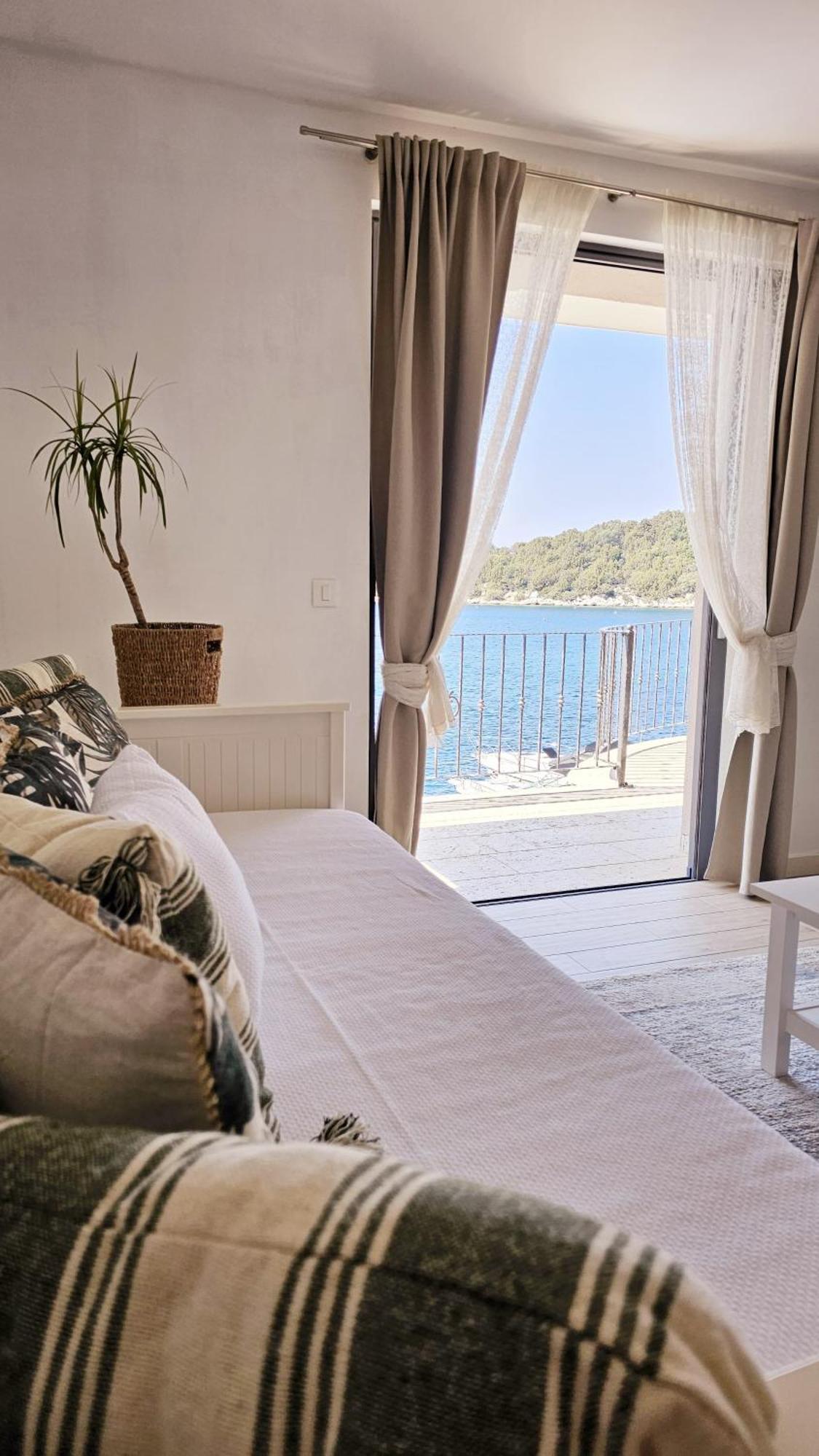 Guesthouse Augusta Insula Lastovo Exterior foto